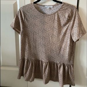 Super cute, casual top!